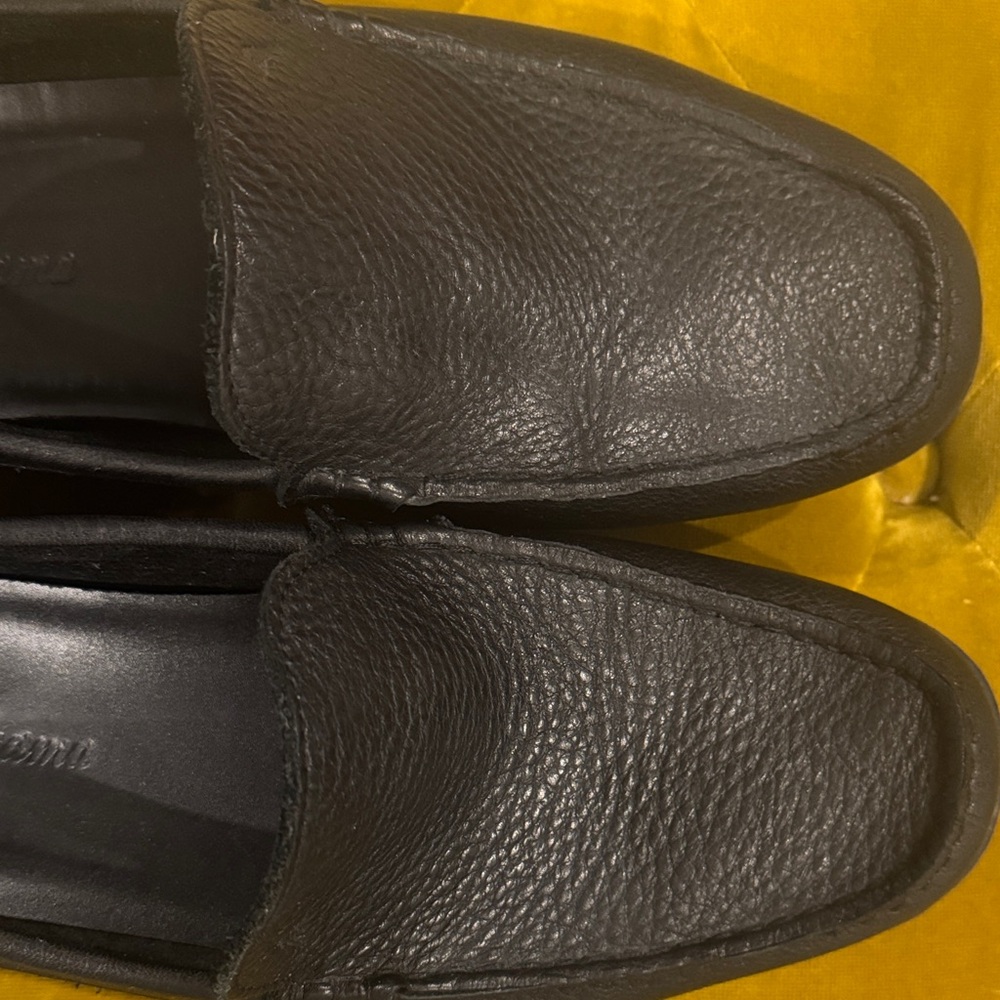 Tommy Bahama Black Leather Men's Loafers - Picture 6 of 6